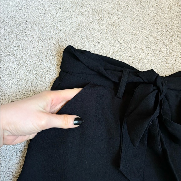 forever 21 black pleated paperbag waist trousers - Picture 7 of 14